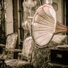 کس کس نے گراموفون پر گانے سنے ہیں ؟